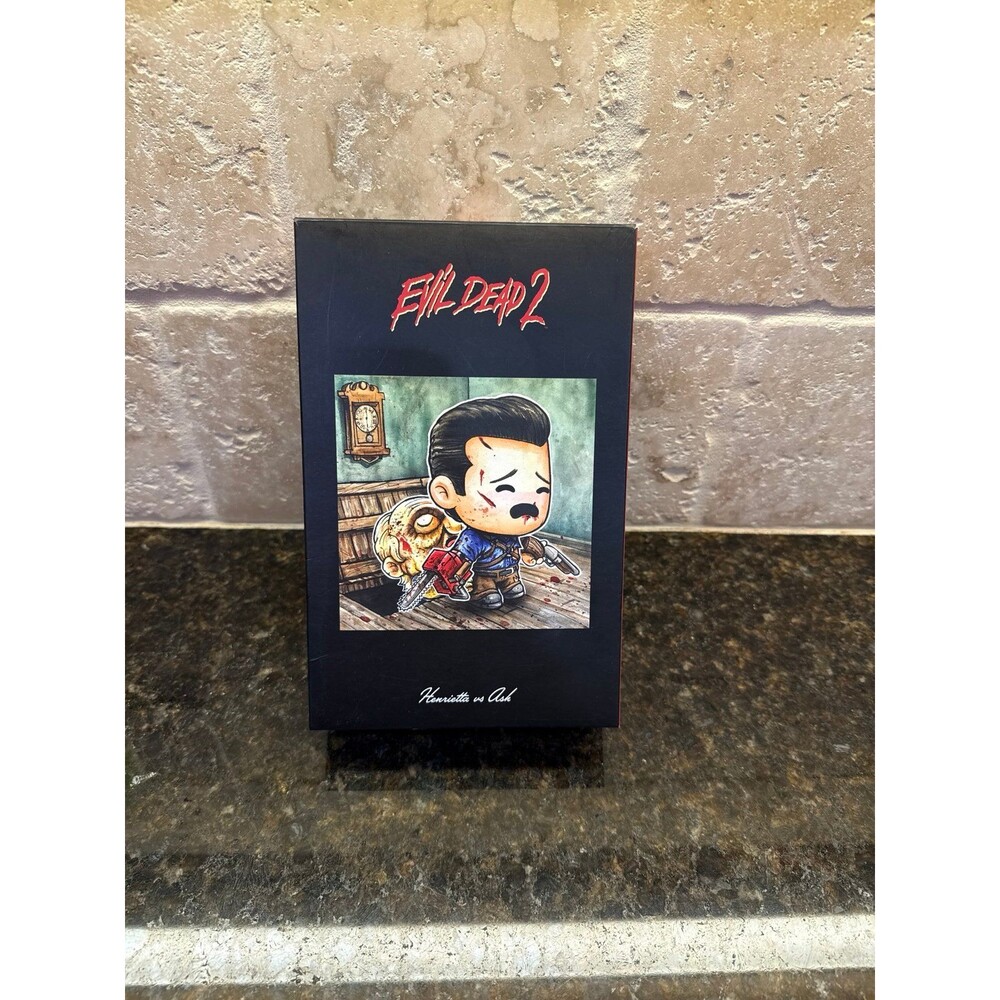 Evil Dead 2 Ash vs Henrietta SuperEmoScenes Loot Crate Vinyl Diorama 2018 NEW